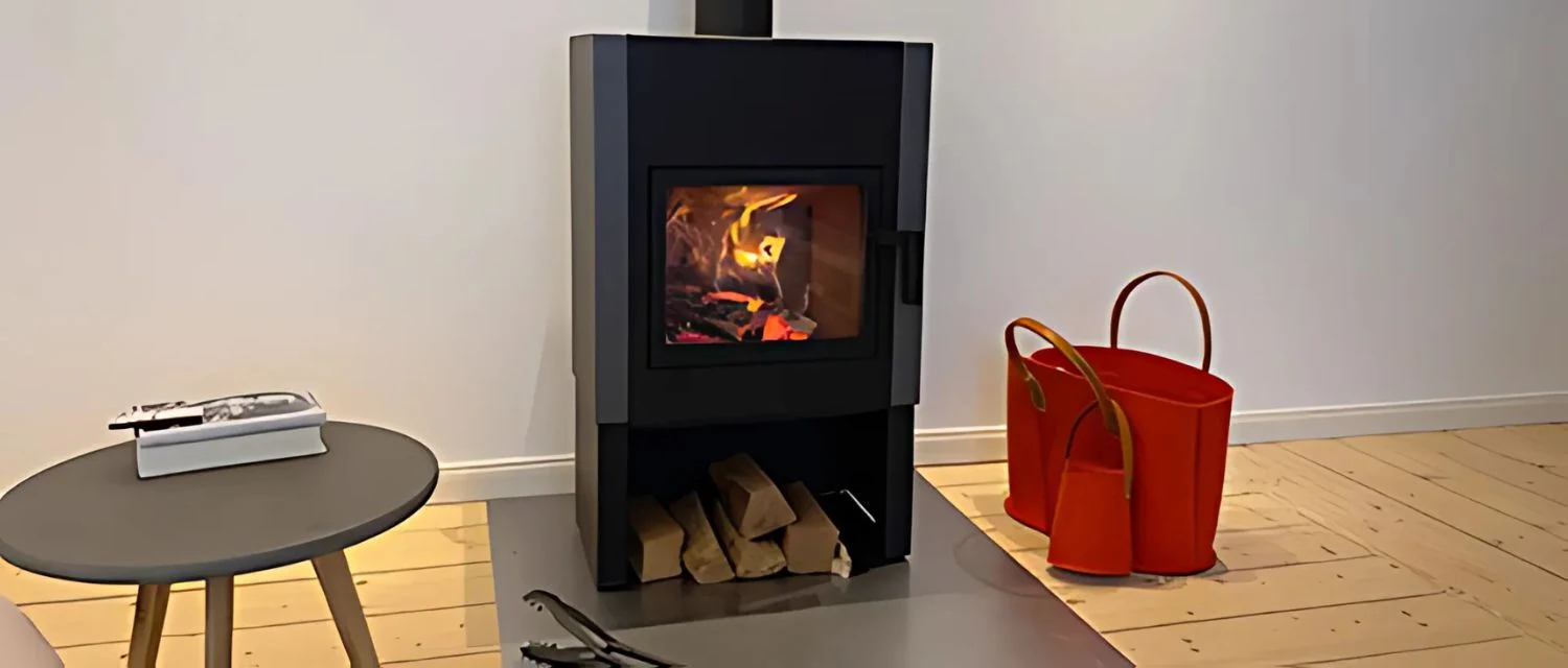 Kaminofen und Wohnaccessoires – Motiv aus dem bestehenden Paprotny-Auftritt